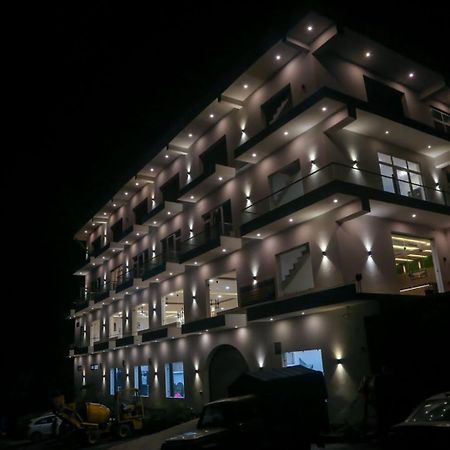 Hotel Candle Wood Chamba  Exterior photo