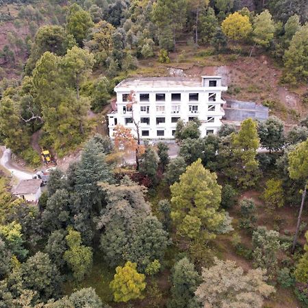 Hotel Candle Wood Chamba  Exterior photo